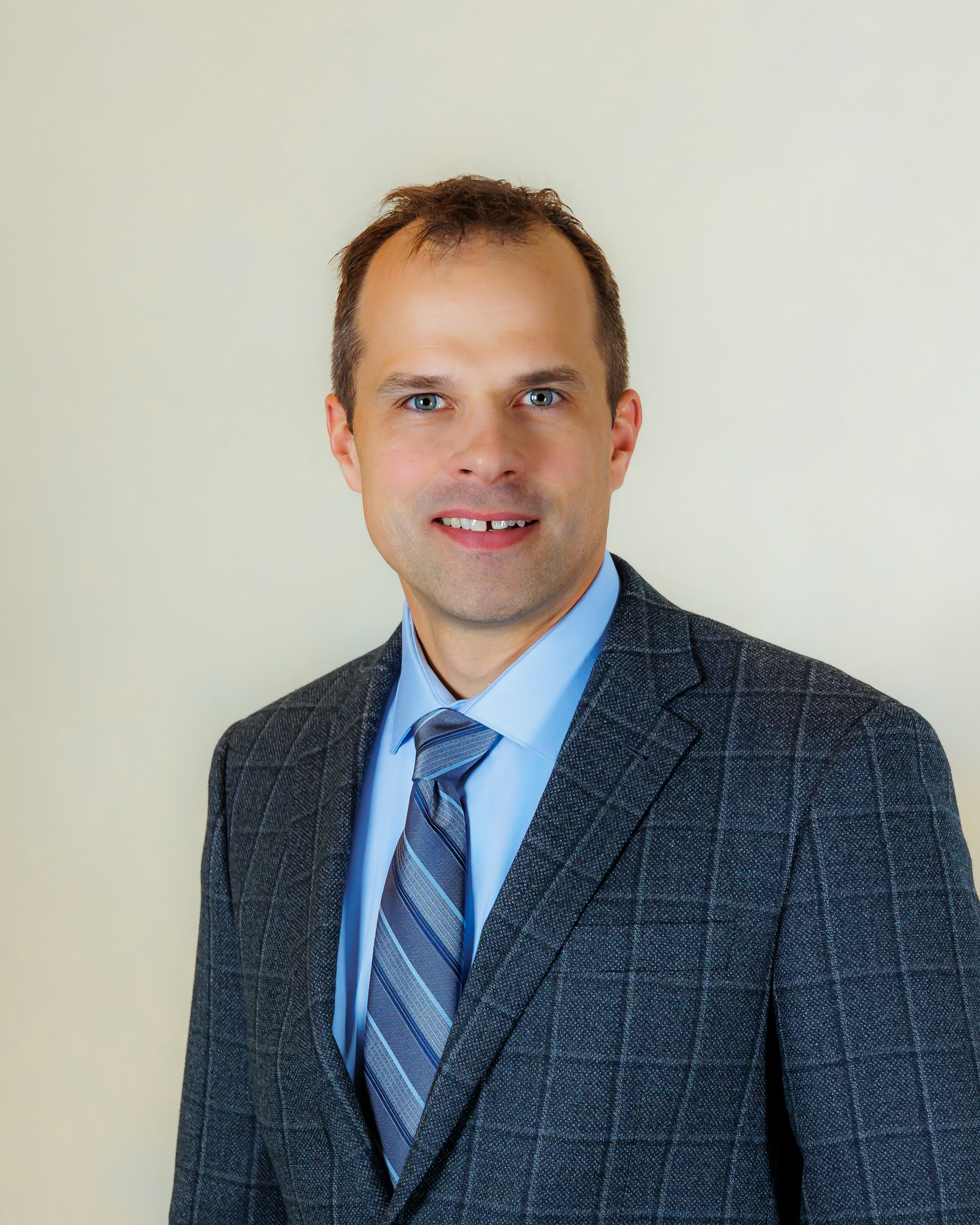 Dr. Darren Wagner